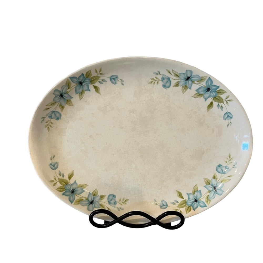 Vintage blue flower pattern oval serving platter.